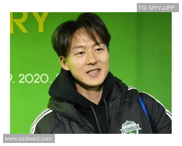 韩国足球明星排行榜揭晓谁是最受欢迎的球员及其成就分析 韩国足球明星排行榜揭晓谁是最受欢迎的球员及其成就分析